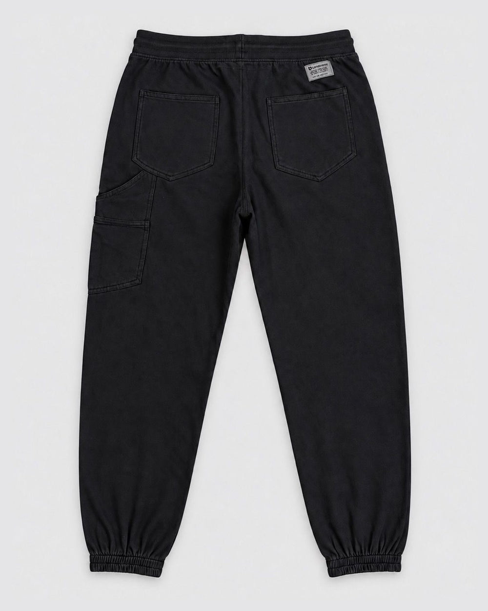 Londinese Futura Pant, pantalone in felpa nero (Black Dusty) con ricamo sulla gamba e lavaggio acid wash, vista posteriore