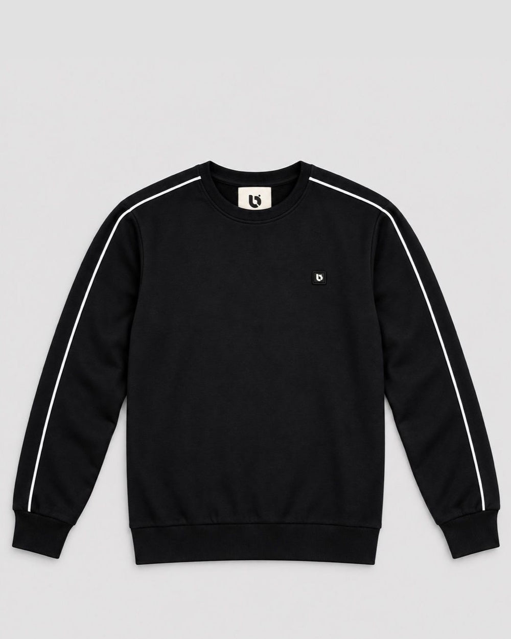 Londinese Marshall Crew, felpa girocollo nera (Black) con piping bianco sulle maniche, vista frontale